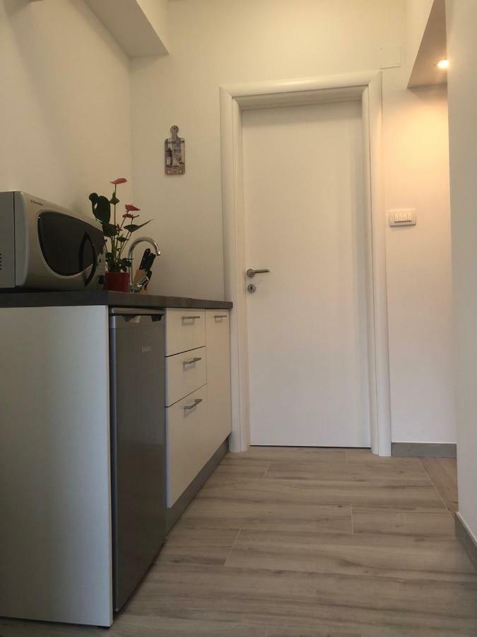 Apartment Jopa ชิเบนิก ภายนอก รูปภาพ